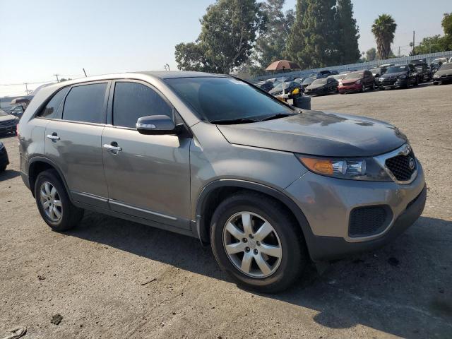 Photo 3 VIN: 5XYKT3A19DG332060 - KIA SORENTO LX 