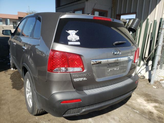 Photo 2 VIN: 5XYKT3A19DG335797 - KIA SORENTO LX 