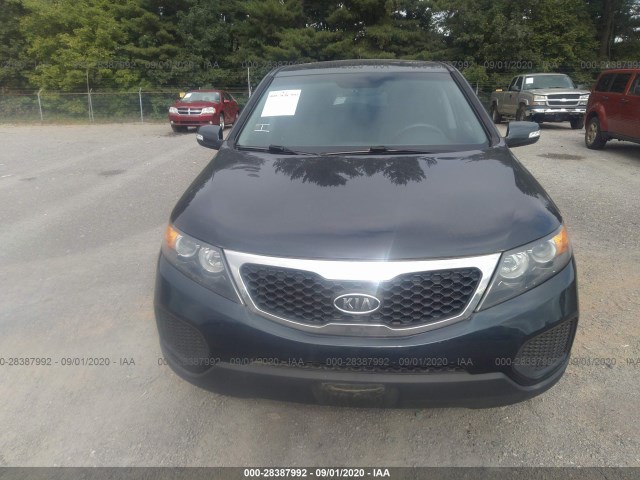 Photo 5 VIN: 5XYKT3A19DG366418 - KIA SORENTO 