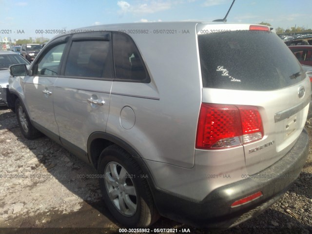 Photo 2 VIN: 5XYKT3A1XBG017166 - KIA SORENTO 