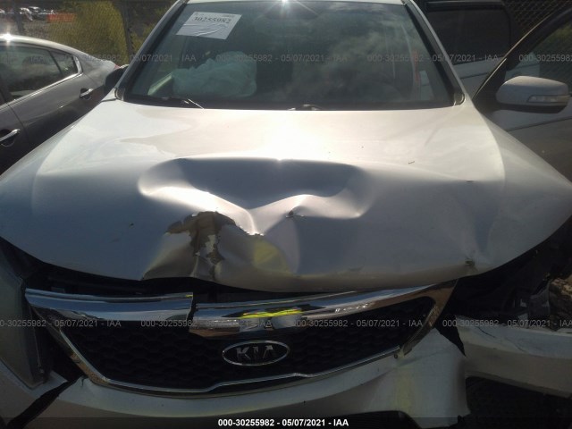 Photo 9 VIN: 5XYKT3A1XBG017166 - KIA SORENTO 