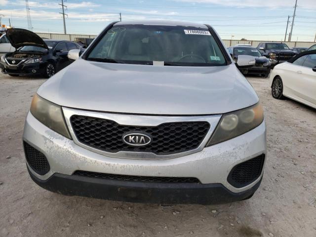 Photo 4 VIN: 5XYKT3A1XBG040950 - KIA SORENTO 