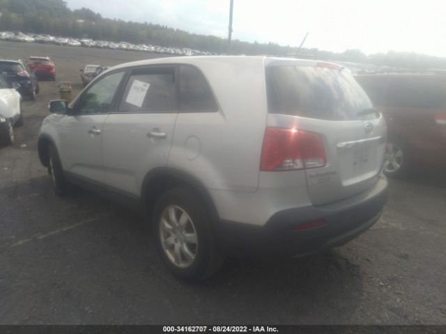 Photo 2 VIN: 5XYKT3A1XBG045162 - KIA SORENTO 