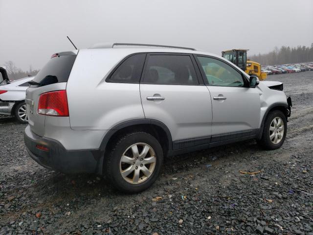 Photo 2 VIN: 5XYKT3A1XBG047221 - KIA SORENTO BA 