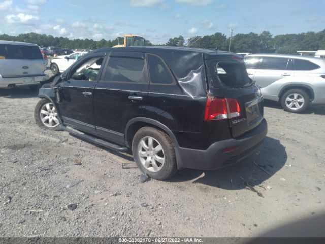 Photo 2 VIN: 5XYKT3A1XBG051057 - KIA SORENTO 