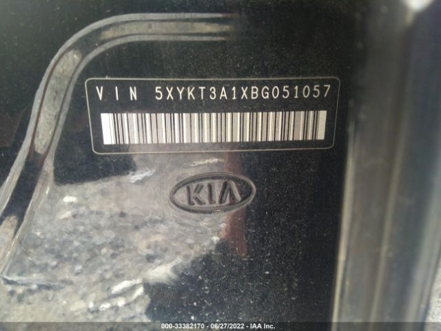 Photo 8 VIN: 5XYKT3A1XBG051057 - KIA SORENTO 