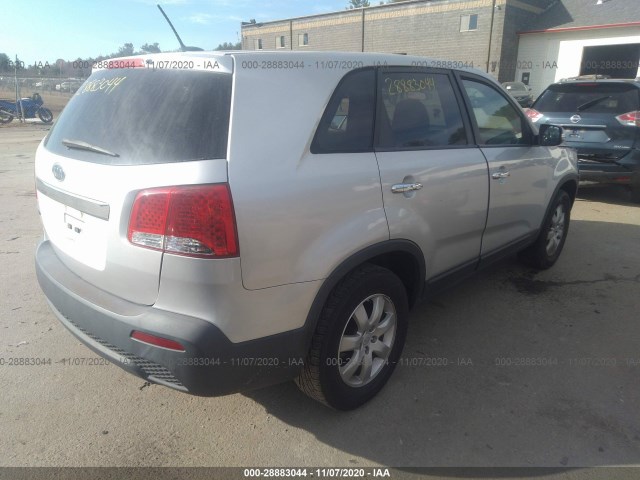 Photo 3 VIN: 5XYKT3A1XBG125786 - KIA SORENTO 