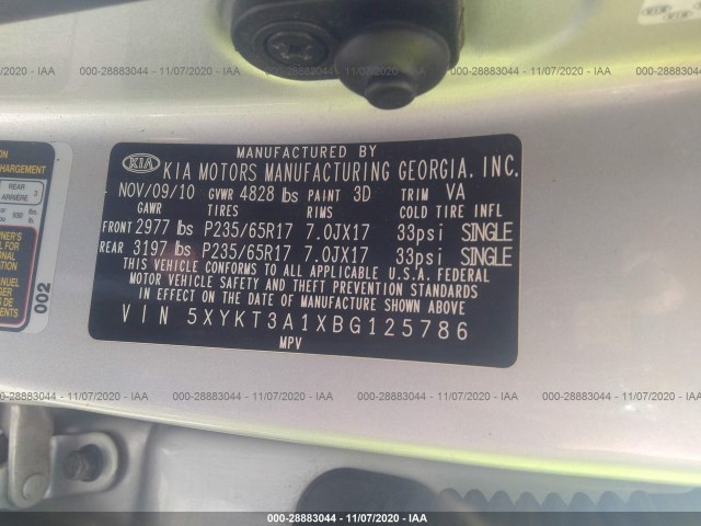 Photo 8 VIN: 5XYKT3A1XBG125786 - KIA SORENTO 