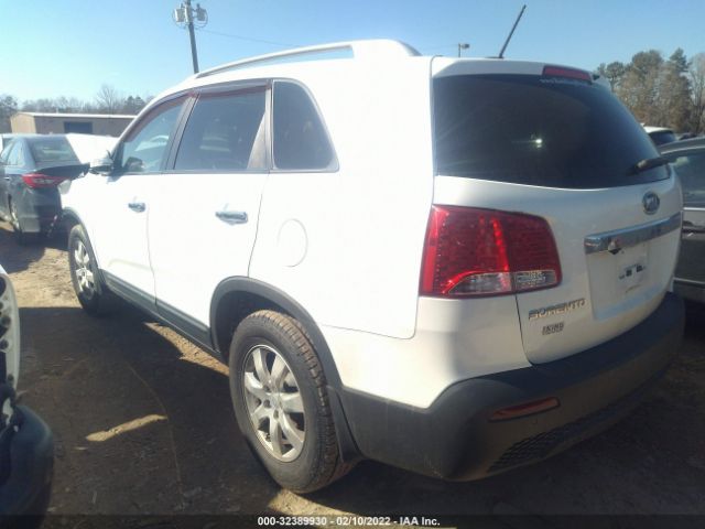 Photo 2 VIN: 5XYKT3A1XBG159503 - KIA SORENTO 