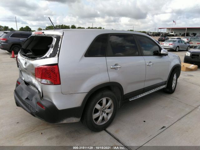 Photo 3 VIN: 5XYKT3A1XCG262339 - KIA SORENTO 