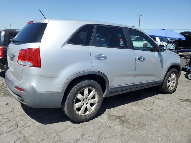 Photo 2 VIN: 5XYKT3A1XCG296524 - KIA SORENTO 