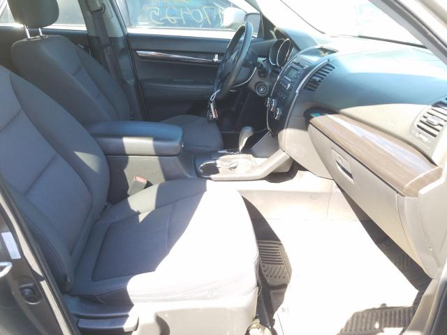 Photo 4 VIN: 5XYKT3A1XDG325120 - KIA SORENTO 