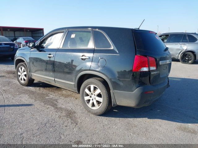 Photo 2 VIN: 5XYKT3A1XDG358909 - KIA SORENTO 