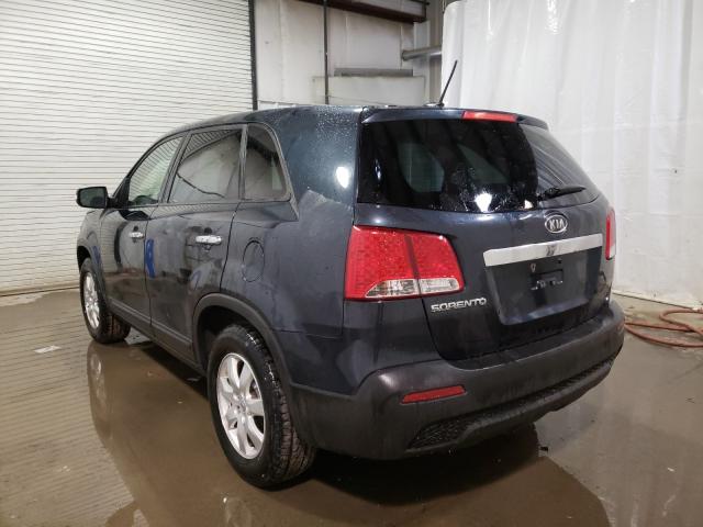 Photo 2 VIN: 5XYKT3A1XDG369800 - KIA SORENTO LX 