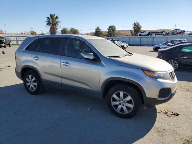 Photo 3 VIN: 5XYKT3A1XDG375192 - KIA SORENTO LX 