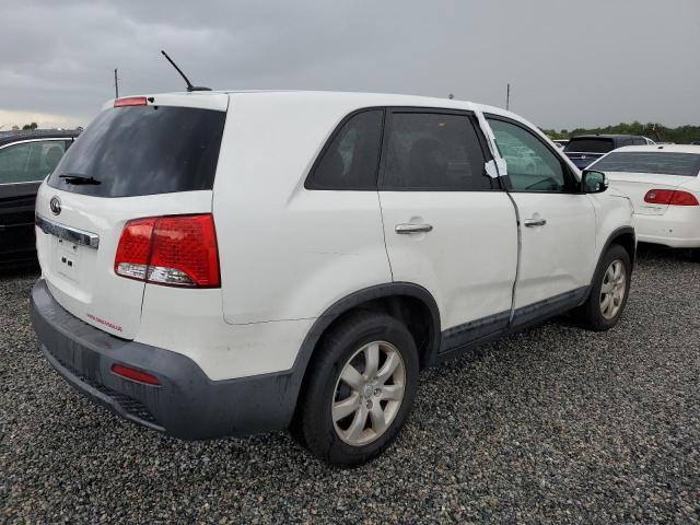 Photo 2 VIN: 5XYKT3A1XDG414959 - KIA SORENTO LX 