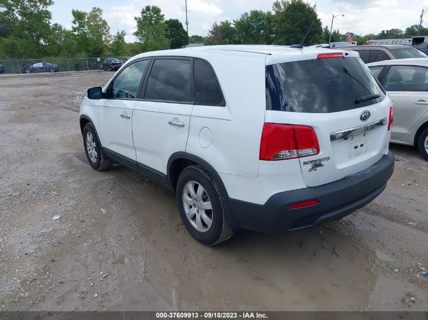 Photo 2 VIN: 5XYKT3A1XDG416839 - KIA SORENTO 