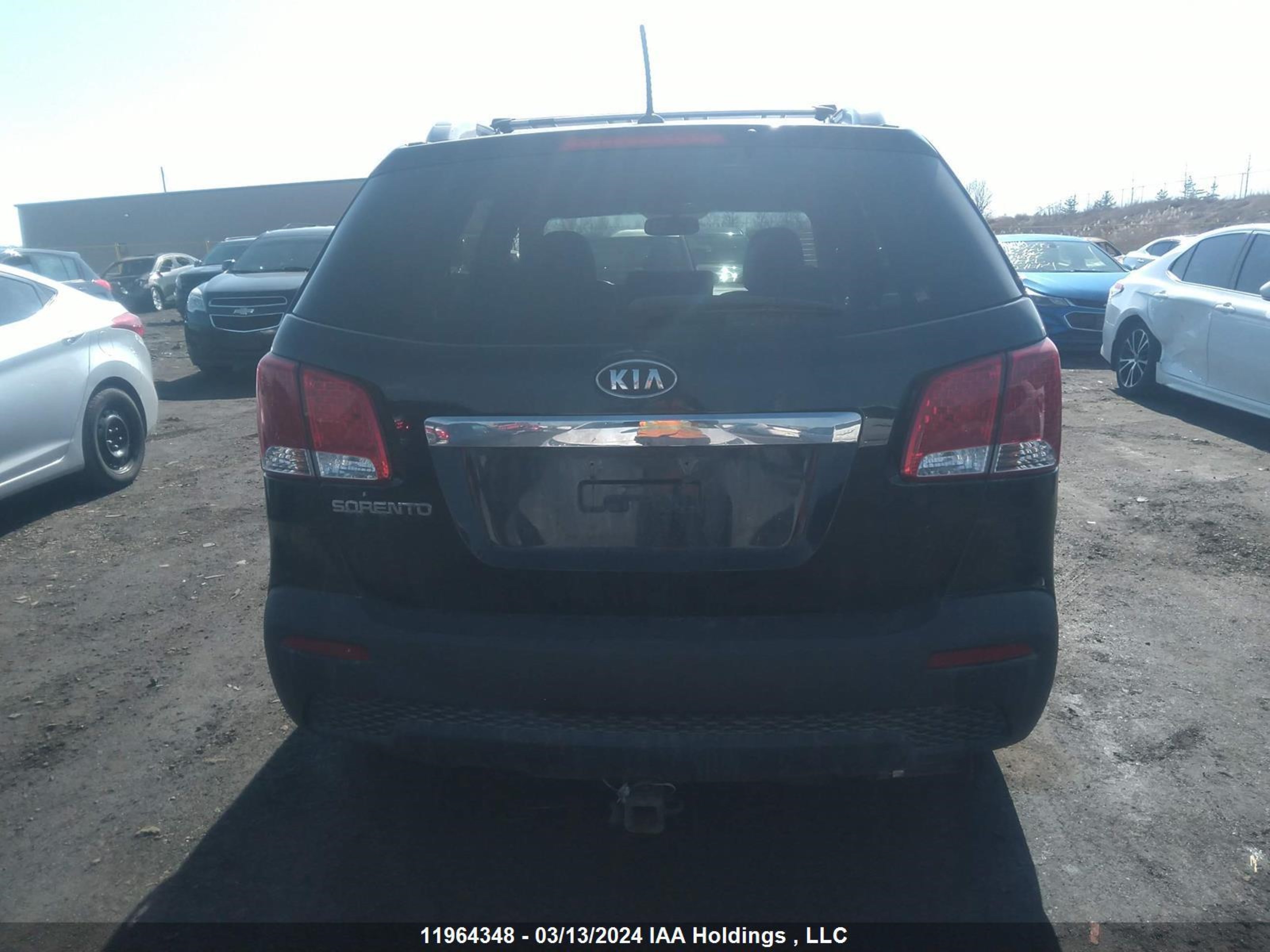 Photo 15 VIN: 5XYKT3A24BG170795 - KIA SORENTO 