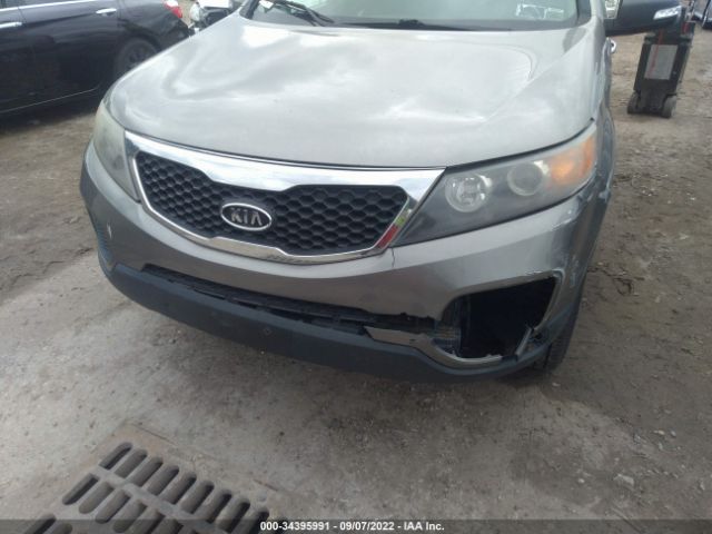 Photo 5 VIN: 5XYKT3A25CG188689 - KIA SORENTO 