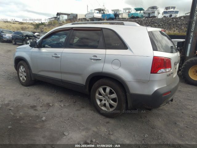 Photo 2 VIN: 5XYKT3A60CG217194 - KIA SORENTO 