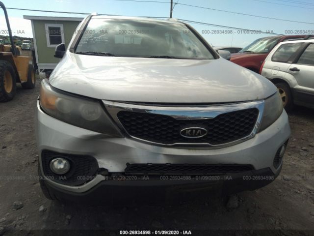 Photo 5 VIN: 5XYKT3A60CG217194 - KIA SORENTO 