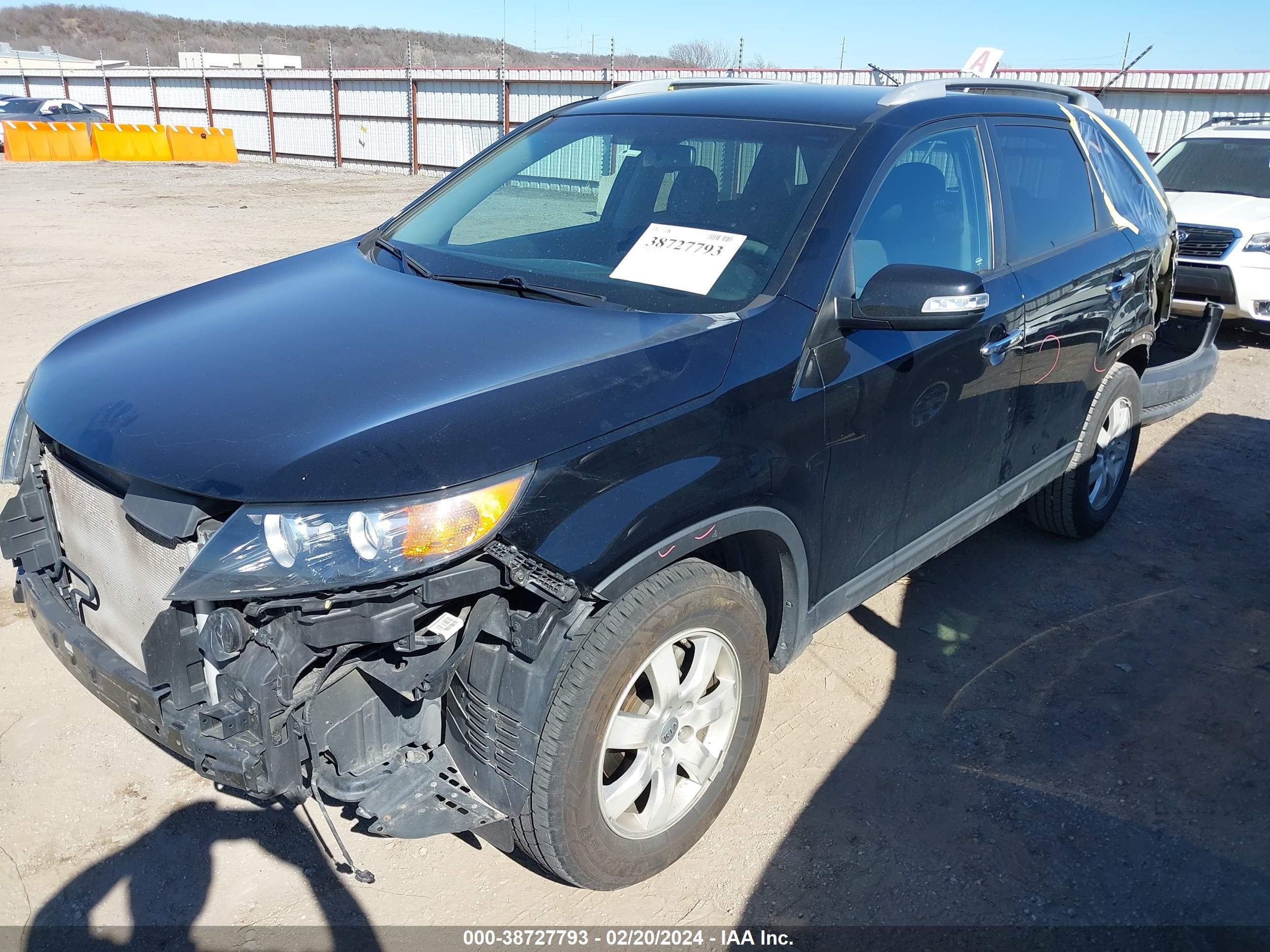 Photo 1 VIN: 5XYKT3A60DG314459 - KIA SORENTO 