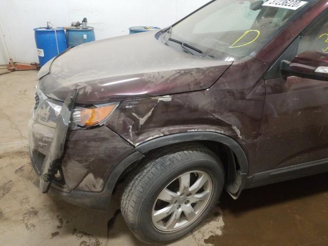 Photo 8 VIN: 5XYKT3A60DG317331 - KIA SORENTO 