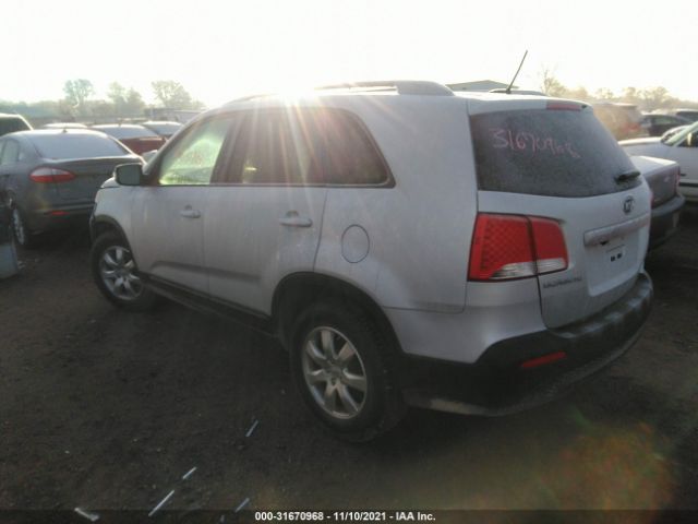 Photo 2 VIN: 5XYKT3A60DG329866 - KIA SORENTO 