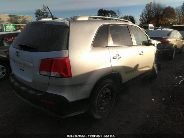 Photo 3 VIN: 5XYKT3A60DG329866 - KIA SORENTO 