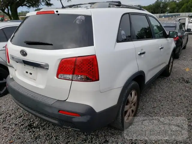 Photo 2 VIN: 5XYKT3A60DG349230 - KIA SORENTO 