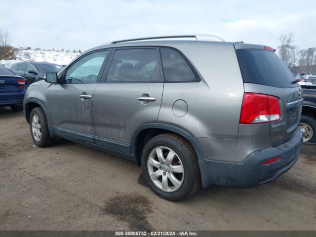 Photo 2 VIN: 5XYKT3A60DG354590 - KIA SORENTO 