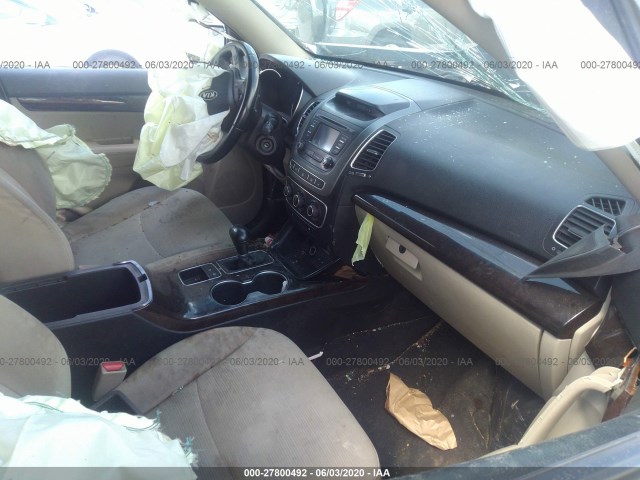 Photo 4 VIN: 5XYKT3A60EG441004 - KIA SORENTO 