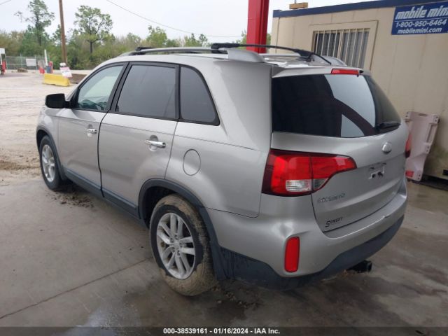 Photo 2 VIN: 5XYKT3A60EG474648 - KIA SORENTO 