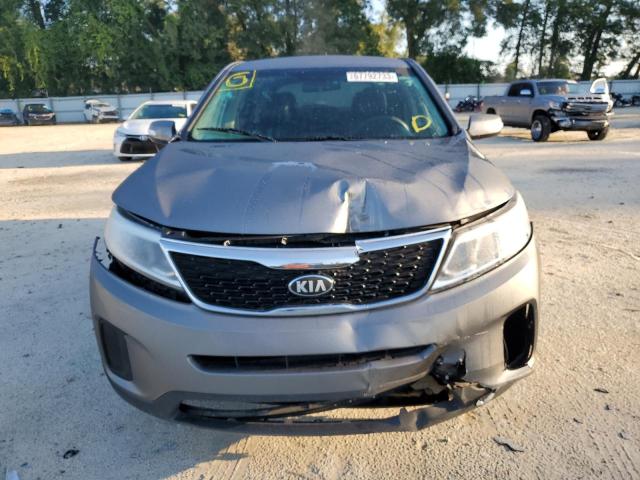 Photo 4 VIN: 5XYKT3A60FG555697 - KIA SORENTO LX 