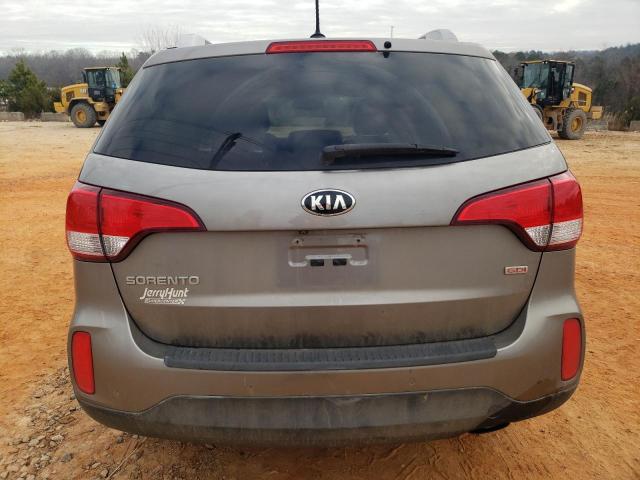 Photo 5 VIN: 5XYKT3A60FG623111 - KIA SORENTO LX 