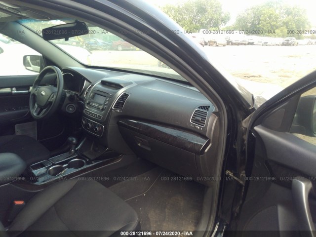 Photo 4 VIN: 5XYKT3A60FG623531 - KIA SORENTO 