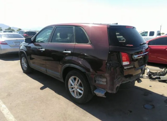 Photo 2 VIN: 5XYKT3A61DG349902 - KIA SORENTO 