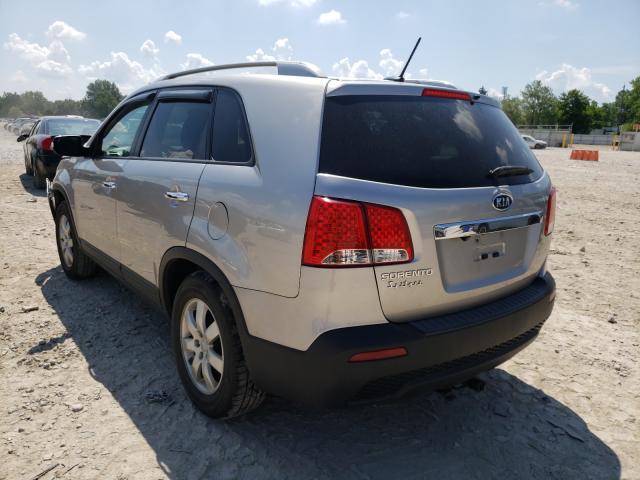 Photo 2 VIN: 5XYKT3A61DG381006 - KIA SORENTO LX 