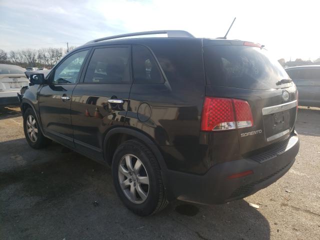 Photo 2 VIN: 5XYKT3A61DG405403 - KIA SORENTO LX 