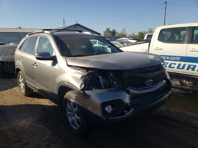 Photo 0 VIN: 5XYKT3A61DG421472 - KIA SORENTO LX 