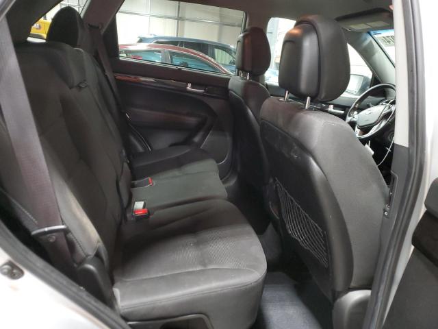 Photo 10 VIN: 5XYKT3A61EG438970 - KIA SORENTO LX 