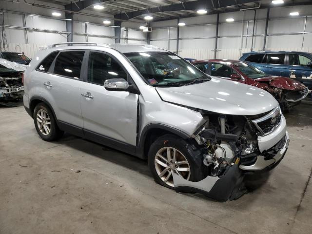 Photo 3 VIN: 5XYKT3A61EG438970 - KIA SORENTO LX 