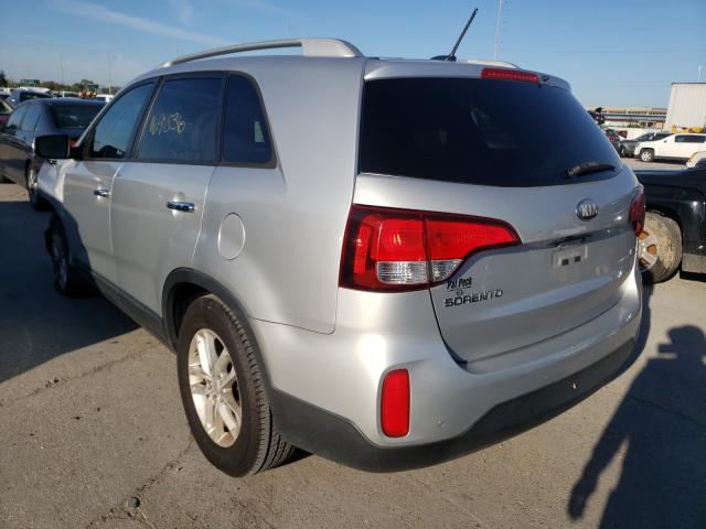 Photo 2 VIN: 5XYKT3A61EG439486 - KIA SORENTO LX 