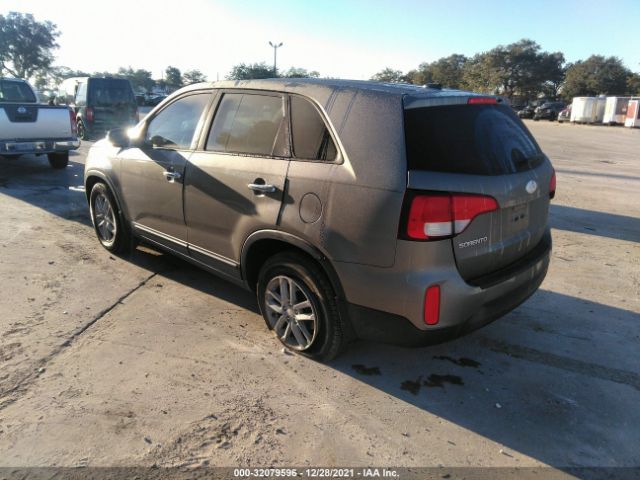 Photo 2 VIN: 5XYKT3A61EG546506 - KIA SORENTO 