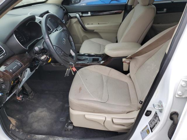 Photo 6 VIN: 5XYKT3A61FG587025 - KIA SORENTO LX 