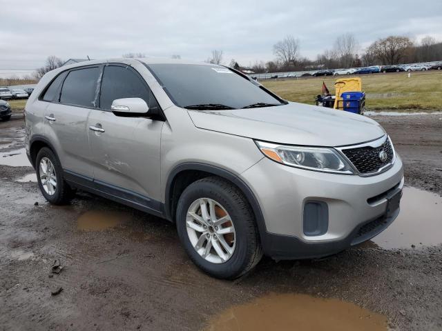 Photo 3 VIN: 5XYKT3A61FG619956 - KIA SORENTO 