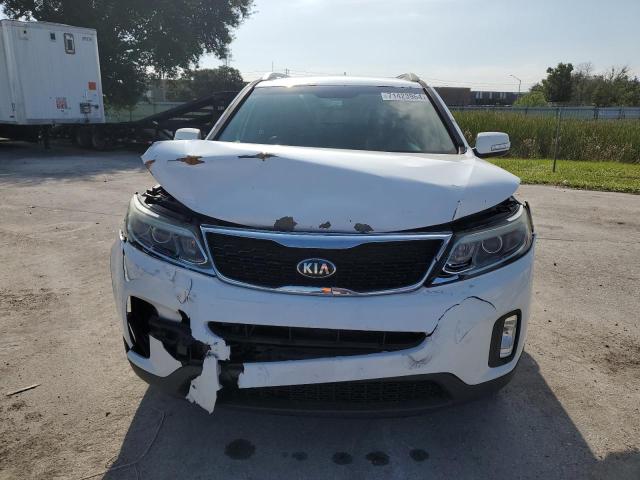 Photo 4 VIN: 5XYKT3A61FG623747 - KIA SORENTO LX 