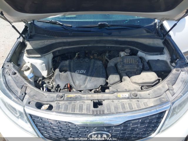 Photo 9 VIN: 5XYKT3A61FG657901 - KIA SORENTO 