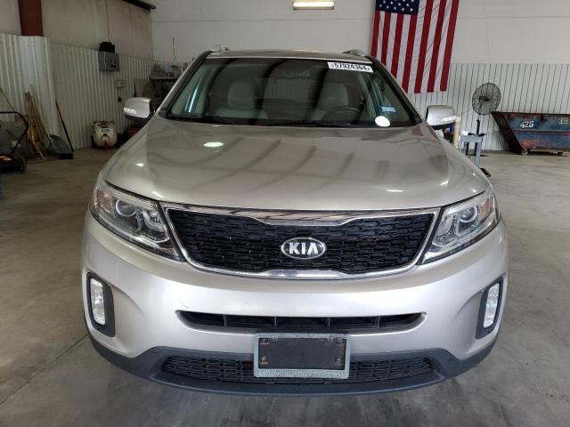 Photo 4 VIN: 5XYKT3A61FG660670 - KIA SORENTO LX 