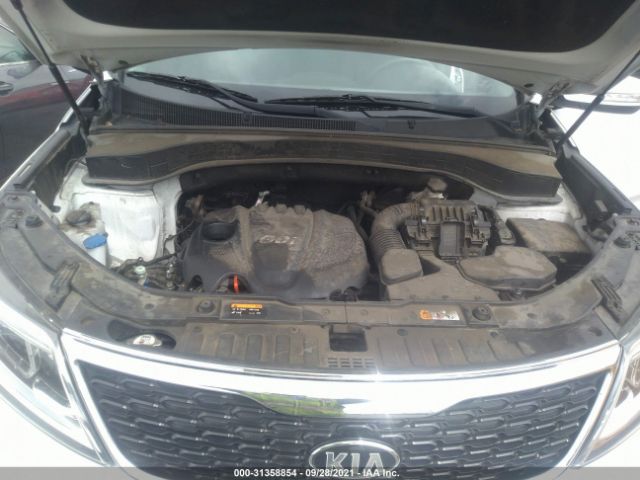 Photo 9 VIN: 5XYKT3A61FG660863 - KIA SORENTO 